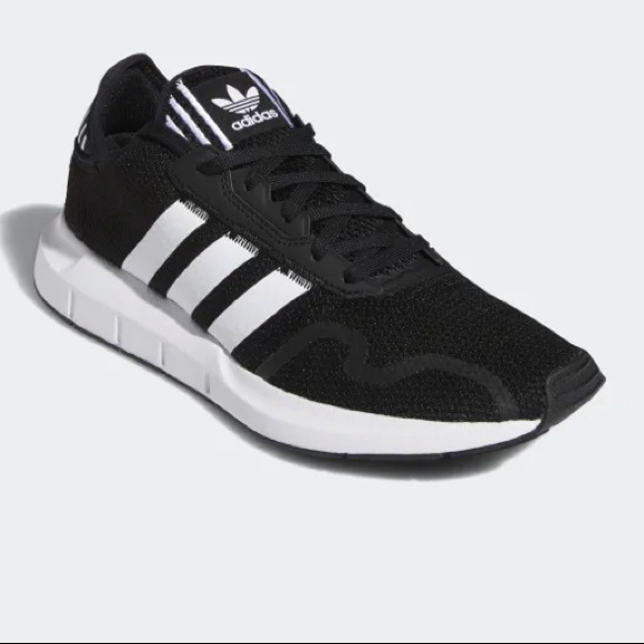 Great Condition Women’s Adidas Swift Run X - Picture 14 of 14